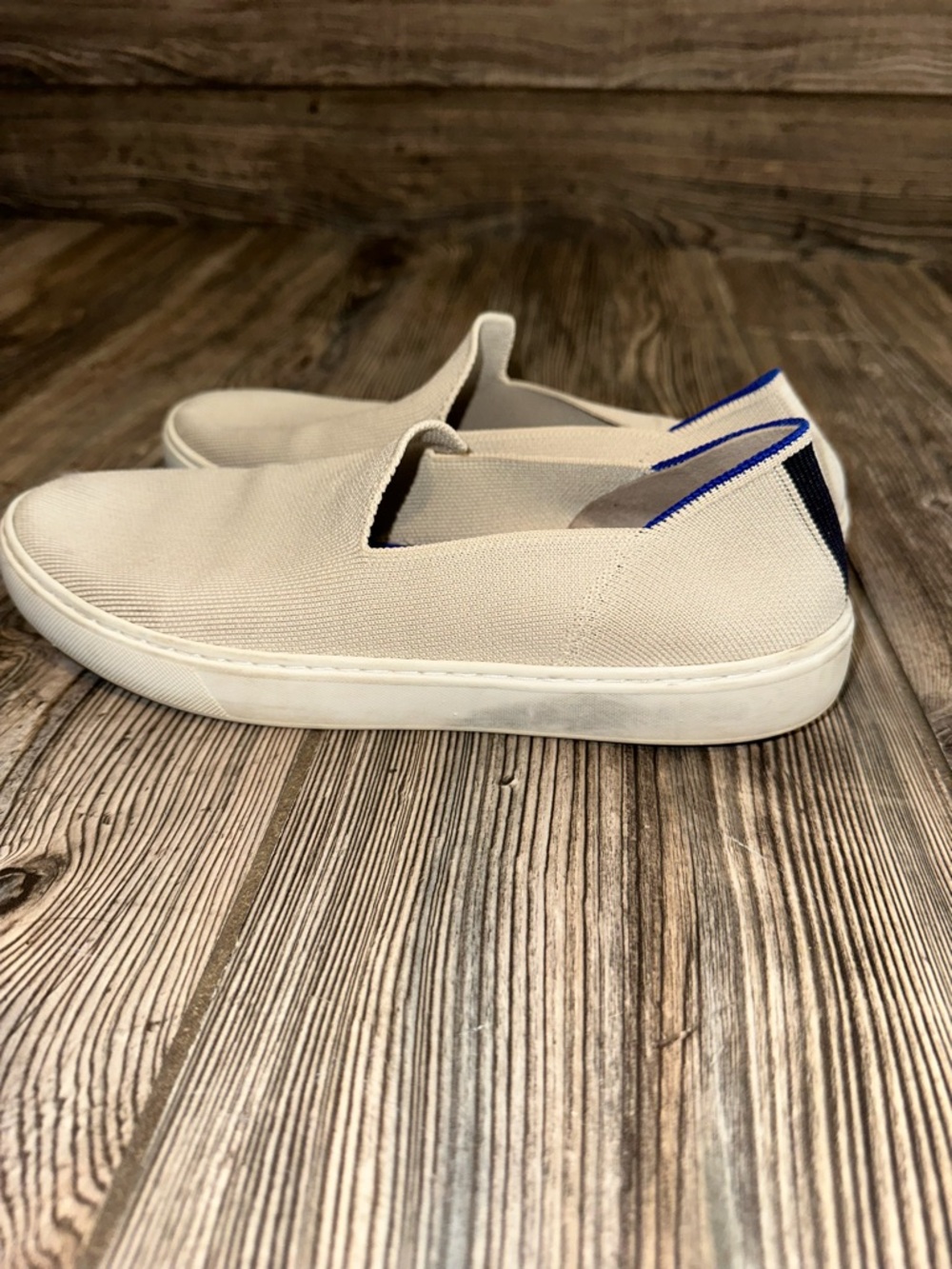Rothy’s The Original Slip-On Sneakers in Sand Cream Tan with Blue Accent Women 9 - Picture 6 of 14